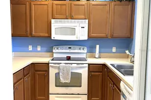 3825 45th Terrace W, Bradenton, FL 34210 - Photo 3