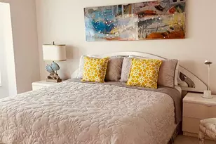 9641 Castle Point Dr, Sarasota, FL 34238 - Photo 11