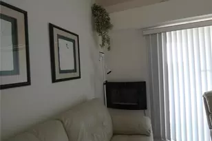 9641 Castle Point Dr, Sarasota, FL 34238 - Photo 9