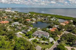 501 Harbor Point Rd, Longboat Key, FL 34228 - Photo 77