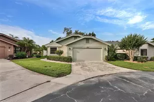 7861 Pine Trace Dr, Sarasota, FL 34243 - Photo 5