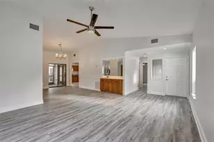 7861 Pine Trace Dr, Sarasota, FL 34243 - Photo 15