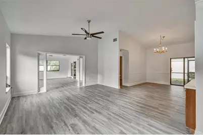 7861 Pine Trace Drive #7861, Sarasota, FL 34243 - Photo 11