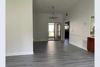 7861 Pine Trace Drive #7861, Sarasota, FL 34243 - Photo 11