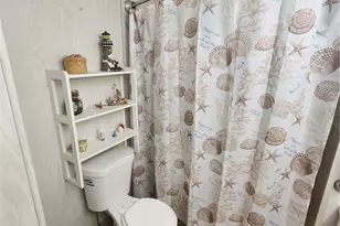 5317 Chateau Ln, Bradenton, FL 34207 - Photo 17