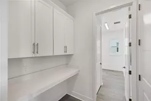 705 Anegada Ln, Sarasota, FL 34234 - Photo 37