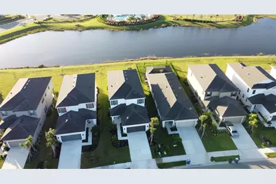 4233 Pond Brook Court, Lakewood Ranch, FL 34211 - Photo 5