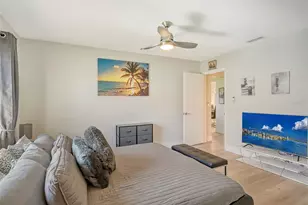 2607 Riverbluff Pkwy, Sarasota, FL 34231 - Photo 21