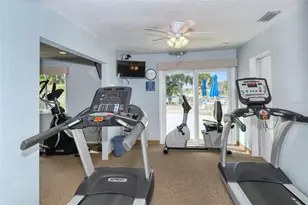 2607 Riverbluff Pkwy, Sarasota, FL 34231 - Photo 37