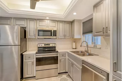 2607 Riverbluff Parkway #V145, Sarasota, FL 34231 - Photo 15