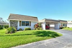 2607 Riverbluff Pkwy, Sarasota, FL 34231 - Photo 1