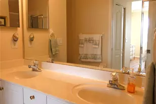 4639 Chapel Hill Dr, Sarasota, FL 34238 - Photo 11