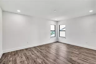 2477 Waterfront Cir, Sarasota, FL 34240 - Photo 29