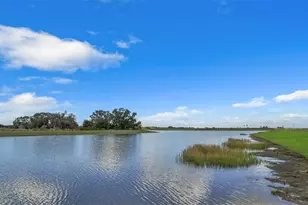 2477 Waterfront Cir, Sarasota, FL 34240 - Photo 21