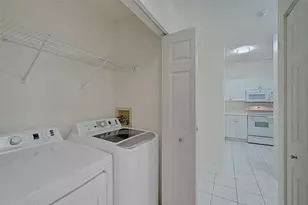4210 Caddie Dr E, Bradenton, FL 34203 - Photo 23