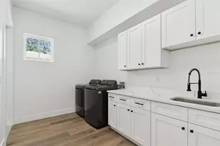 2318 Bay St, Sarasota, FL 34237 - Photo 41