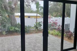 2318 Bay St, Sarasota, FL 34237 - Photo 5