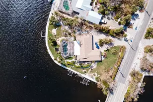 543 Key Royale Dr, Holmes Beach, FL 34217 - Photo 17