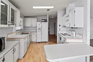 179 Nightingale Cir, Ellenton, FL 34222 - Photo 15