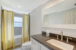 1789 Loma Linda St, Sarasota, FL 34239 - Photo 19