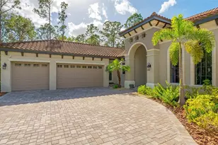 9291 Swaying Branch Rd, Sarasota, FL 34241 - Photo 3