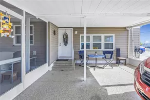1905 Minnesota Ave, Bradenton, FL 34207 - Photo 3