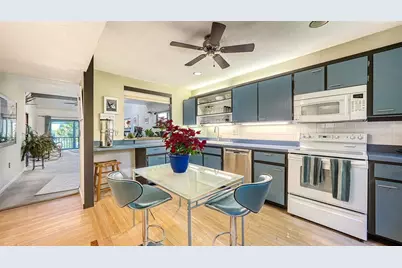 1617 Bayhouse Court #BA221, Sarasota, FL 34231 - Photo 3