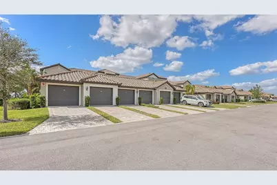 5710 Palmer Circle #201, Bradenton, FL 34211 - Photo 3