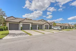 5710 Palmer Cir, Bradenton, FL 34211 - Photo 3