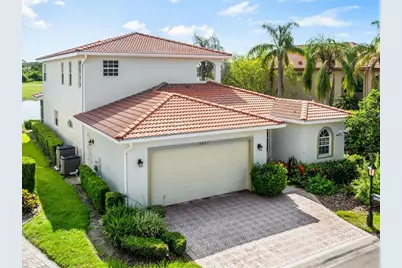 4561 Murcia Boulevard #13, Sarasota, FL 34238 - Photo 3