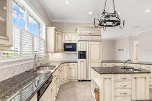 4561 Murcia Blvd, Sarasota, FL 34238 - Photo 15