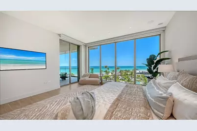 1561 Gulf Of Mexico Drive #403, Longboat Key, FL 34228 - Photo 33