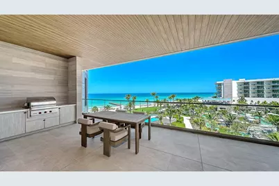 1561 Gulf Of Mexico Drive #403, Longboat Key, FL 34228 - Photo 13