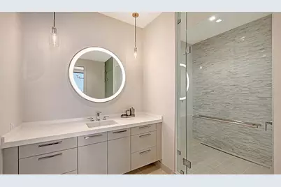 1591 Gulf Of Mexico Drive #413, Longboat Key, FL 34228 - Photo 19