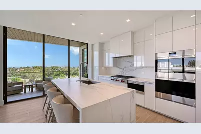 1591 Gulf Of Mexico Drive #413, Longboat Key, FL 34228 - Photo 13