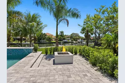 5910 Gulf Of Mexico Drive, Longboat Key, FL 34228 - Photo 37