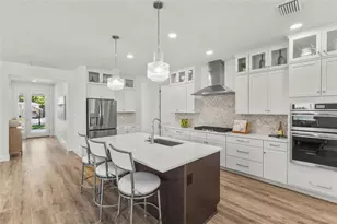 217 S Shade Ave, Sarasota, FL 34237 - Photo 11