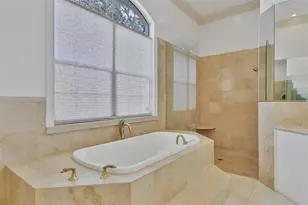 5331 Siesta Cove Dr, Sarasota, FL 34242 - Photo 13