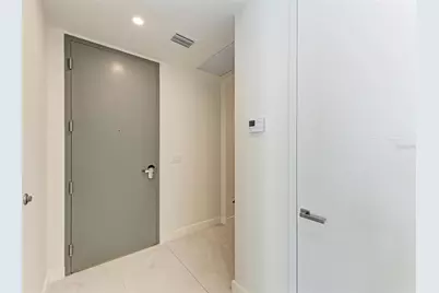 111 Golden Gate Point #402, Sarasota, FL 34236 - Photo 9