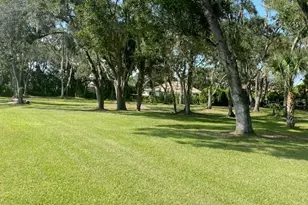 4753 Oak Run Dr, Sarasota, FL 34243 - Photo 1