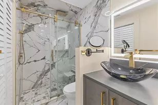 5611 Summerside Ln, Sarasota, FL 34231 - Photo 19