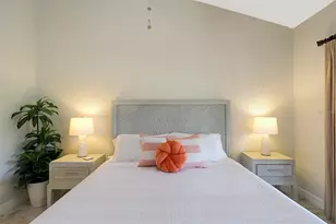 1315 Siesta Bayside Dr, Sarasota, FL 34242 - Photo 29