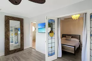 1315 Siesta Bayside Dr, Sarasota, FL 34242 - Photo 43