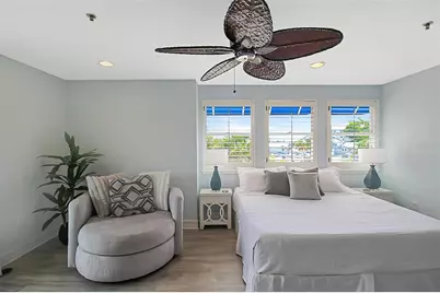 1315 Siesta Bayside Drive #1315B, Sarasota, FL 34242 - Photo 39
