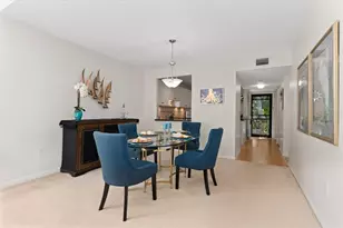 1519 Pelican Point Dr, Sarasota, FL 34231 - Photo 11