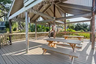 1519 Pelican Point Dr, Sarasota, FL 34231 - Photo 49