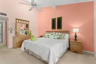 1519 Pelican Point Dr, Sarasota, FL 34231 - Photo 17