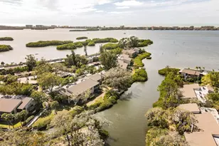 1519 Pelican Point Dr, Sarasota, FL 34231 - Photo 53