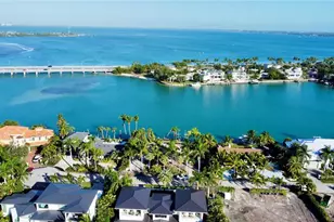 109 N Warbler Ln, Sarasota, FL 34236 - Photo 9