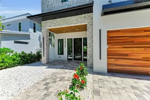 2425 Floyd St, Sarasota, FL 34239 - Photo 1